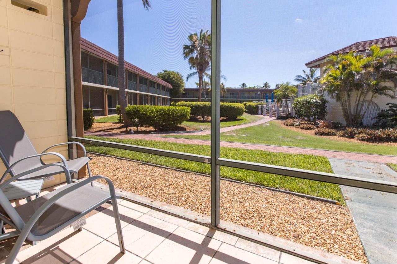 West Wind Inn Sanibel Exterior photo