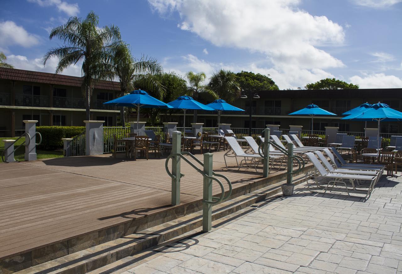 West Wind Inn Sanibel Exterior photo